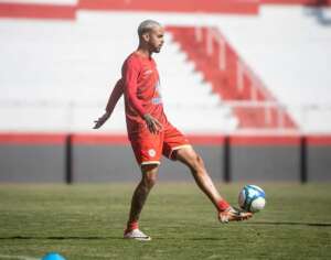 Guarani fica perto de anunciar lateral e volante vindos da Tombense para sequência da Série B