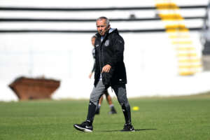 Ponte Preta pronta para pegar Santos e buscar reabilitação na Série B