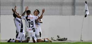 Dirigentes incapazes colocaram clubes de Campinas para baixo