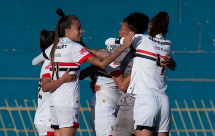 PAULISTA FEMININO: São Paulo bate São José e encaminha vaga na semifinal