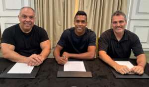 Flamengo oficializa a contratação de lateral-esquerdo da Juventus-ITA