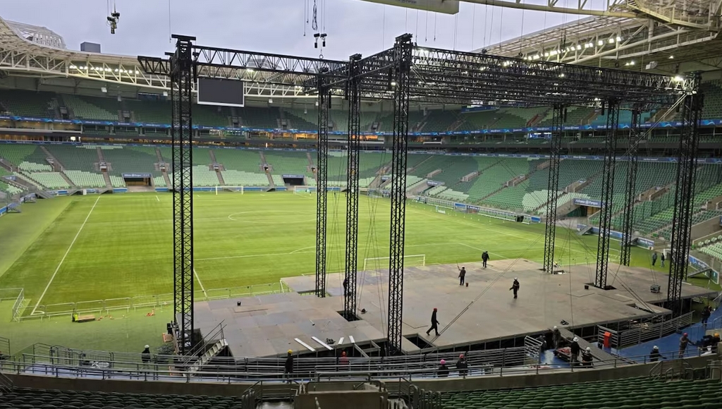 Por que Palmeiras vai jogar com palco que bloqueia visão da torcida?