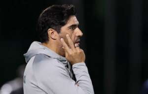 Discurso de Abel Ferreira repercute em jornal espanhol: 'A resposta mais machista'