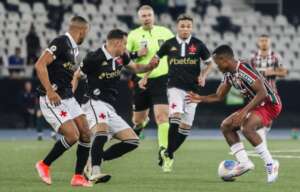 Fluminense se revolta com Daronco e presidente pede 'aposentadoria'