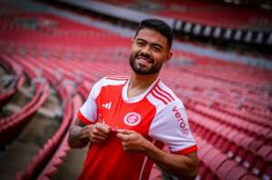 Internacional contrata meia do Palmeiras até 2027