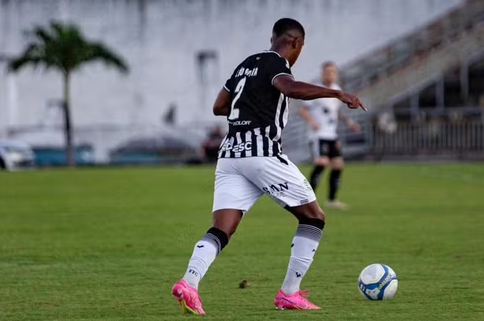 Trio retorna, mas Figueirense tem desfalque para duelo direto na Série C