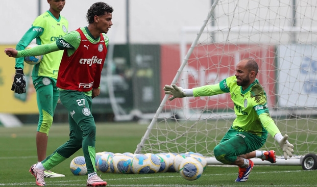 Palmeiras junta os cacos após queda na Copa do Brasil