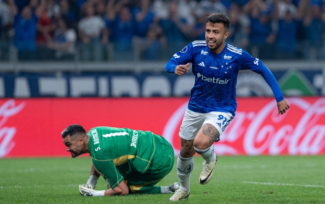 SUL-AMERICANA: Cruzeiro e Athletico-PR superam argentinos e avançam