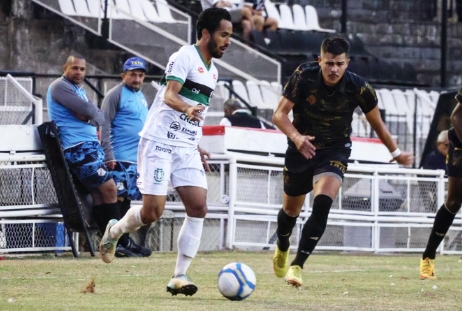 Maringá larga na frente pelo acesso à Série C