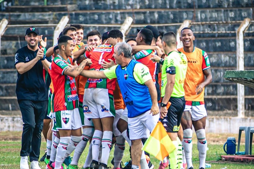 Taquaritinga 1 x 0 Rio Claro - Liderança tranquila no Grupo C (Foto: Divulgação/Taquaritinga)