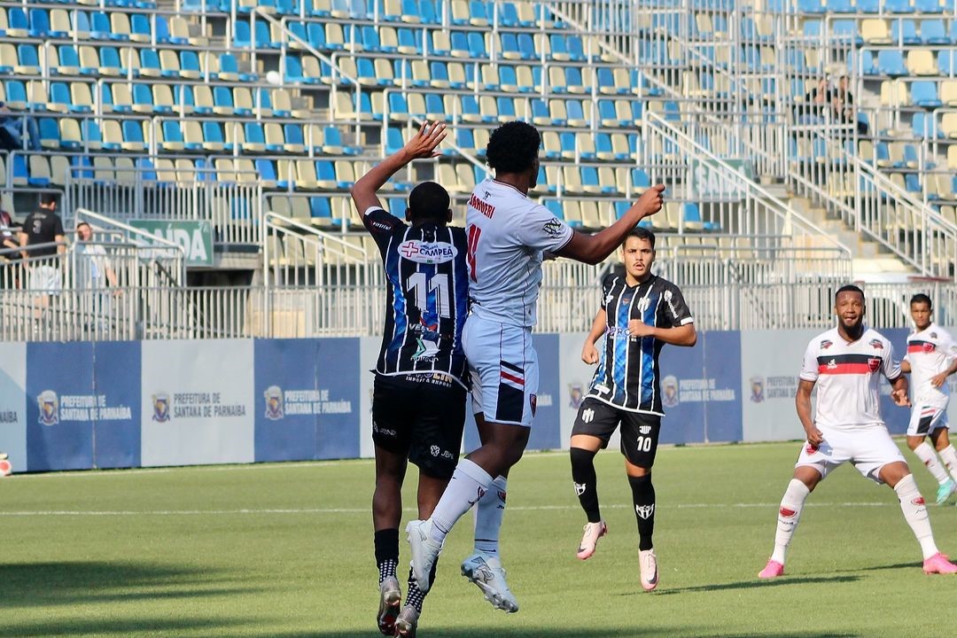 Oeste 3 x 0 EC São Bernardo - Vitória e classificação tranquila (Foto: Divulgação/EC São Bernardo)