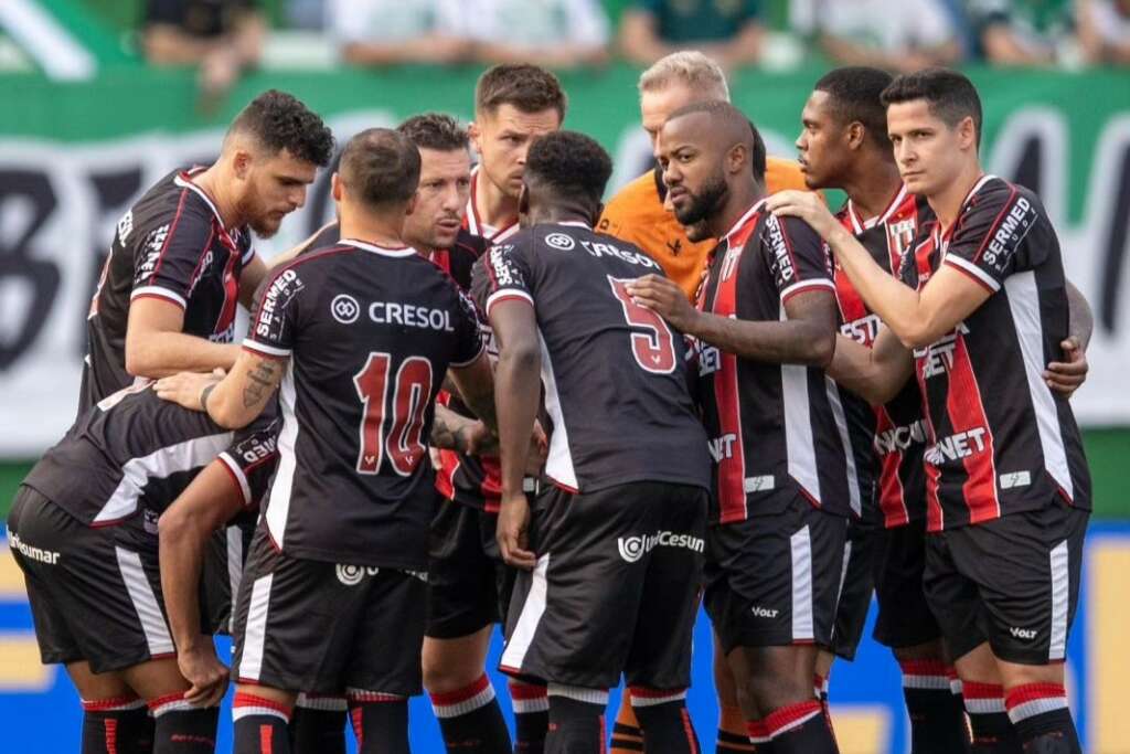 Chapecoense 1 x 1 Botafogo-SP - Duelo equilibrado pela Série B ( Foto: Liamara Polli/Agência Botafogo)