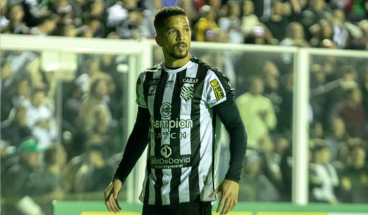 Volta Redonda fecha a contratacao de lateral ex Figueirense