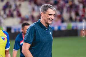 Vojvoda completa 250 jogos à frente do Fortaleza em duelo contra o Cruzeiro