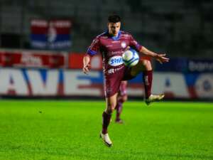 Meia do Caxias fala em permanência na Série C; Lateral é dúvida