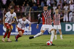 Artilheiro do Paulista comenta boa fase na Segundona 