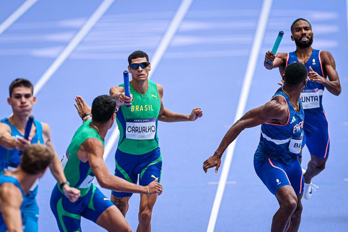 bRASILEIROS FICAM FORA DA FINAL DO REVEZAMENTO