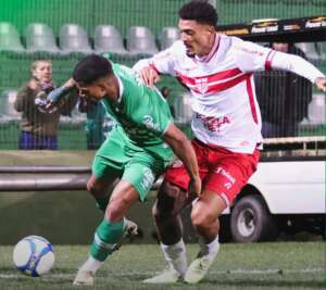 Chapecoense 0 x 0 CRB - Faltou gols, futebol e os dois times se complicam ainda mais