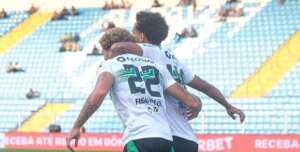 Brusque 0 x 1 Coritiba - Coxa vence a primeira fora de casa