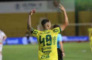 Mirassol 2 x 0 Brusque - Leão vence sem fazer força e assume a vice-liderança