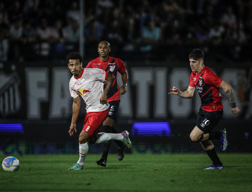 Fernandinho Athletico-PR Red Bull Bragantino