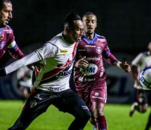 Caxias-RS 2 x 1 Ferroviário-CE - Grená busca virada e foge do Z4 na Série C