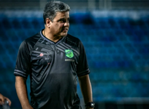 Série C: Técnico do Floresta fala sobre sequência de invencibilidade e projeta reta final