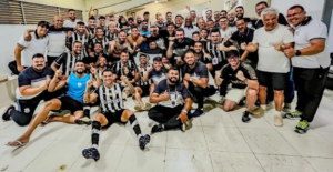 Com grupo na mão, técnico Waguinho Dias leva Treze às quartas de final da Série D