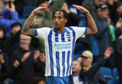 INGLÊS: Brighton vence o Manchester United com gol do brasileiro João Pedro nos acréscimos