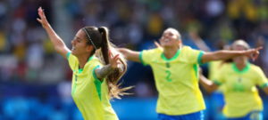 A incansável luta do futebol feminino