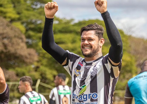 Copa Paulista: Comercial perde camisa 9 por lesão, mas recupera meia titular