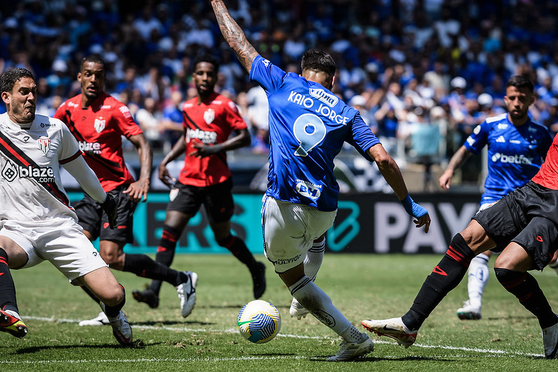 "Hoje eu fui muito feliz", destaca Kaio Jorge após gol em vitória do Cruzeiro (Foto: Gustavo Aleixo/Cruzeiro)