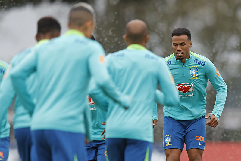 Sem quarteto e com Fabrício Bruno, seleção brasileira treina em Curitiba (Foto: Foto: Rafael Ribeiro/CBF)