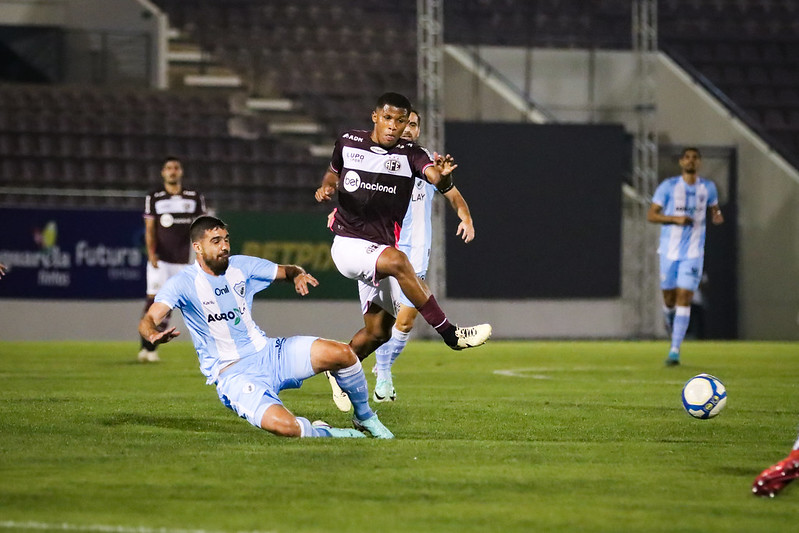 Ferroviária 3 x 2 Londrina - Virada e muita emoção na Fonte Luminosa (Foto: Divulgação/Ferroviária)