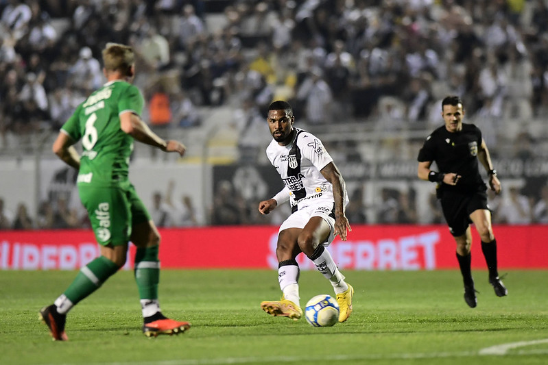 Ponte Preta vem de derrota para a Chapecoense e agora pega o Ituano