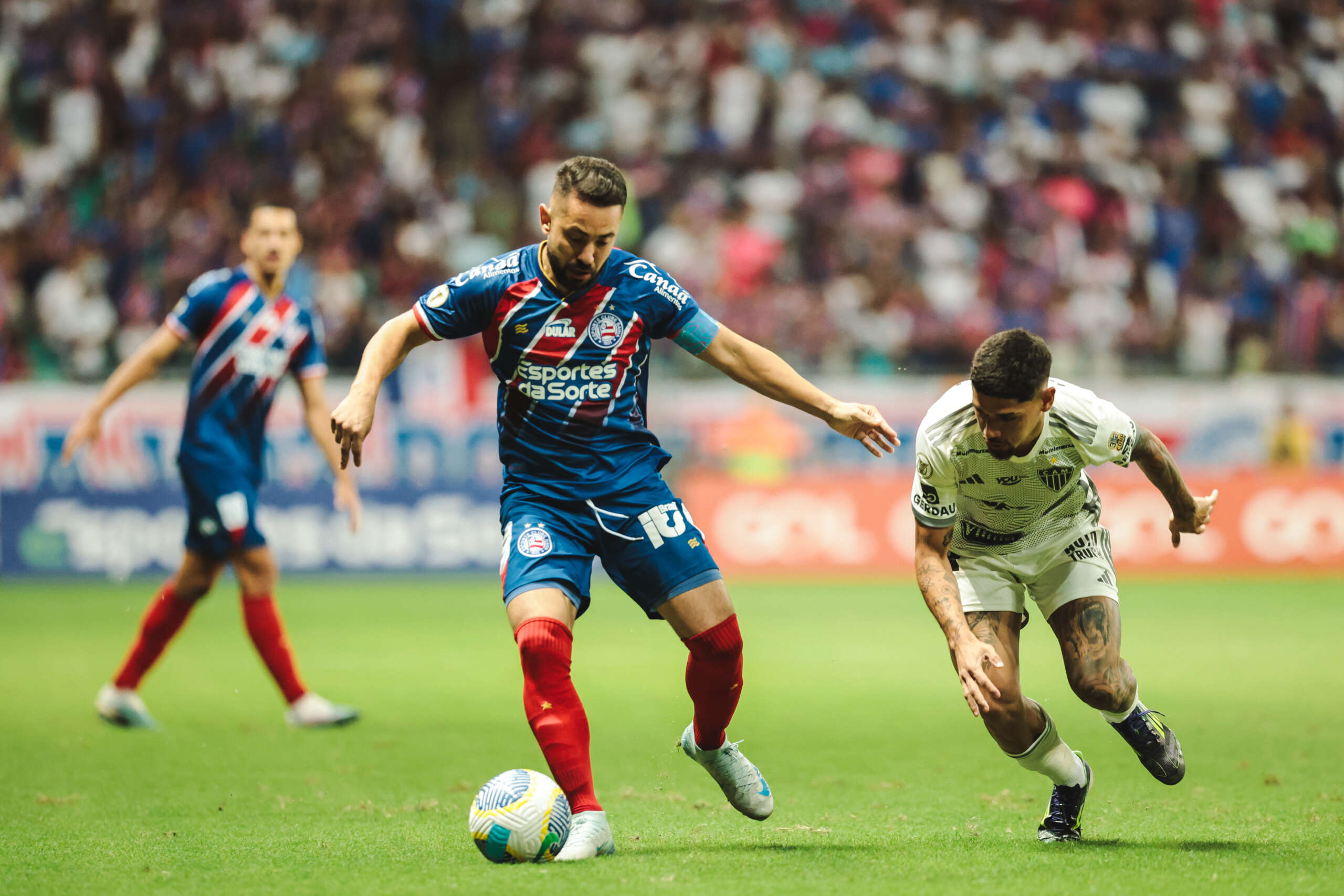 Bahia triunfa na Fonte Nova