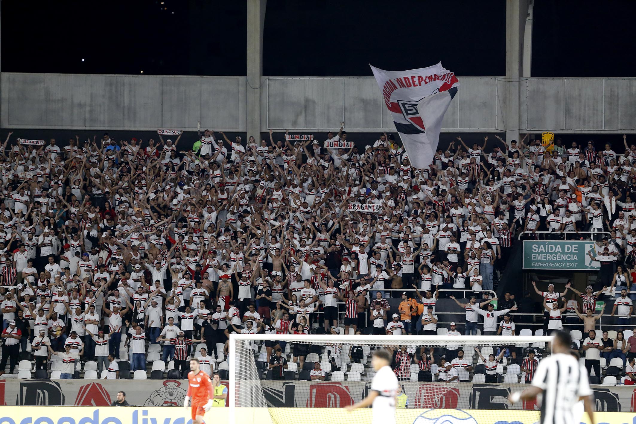 LIBERTADORES: Decisão entre brasileiros definem semifinalistas. Quem avança?