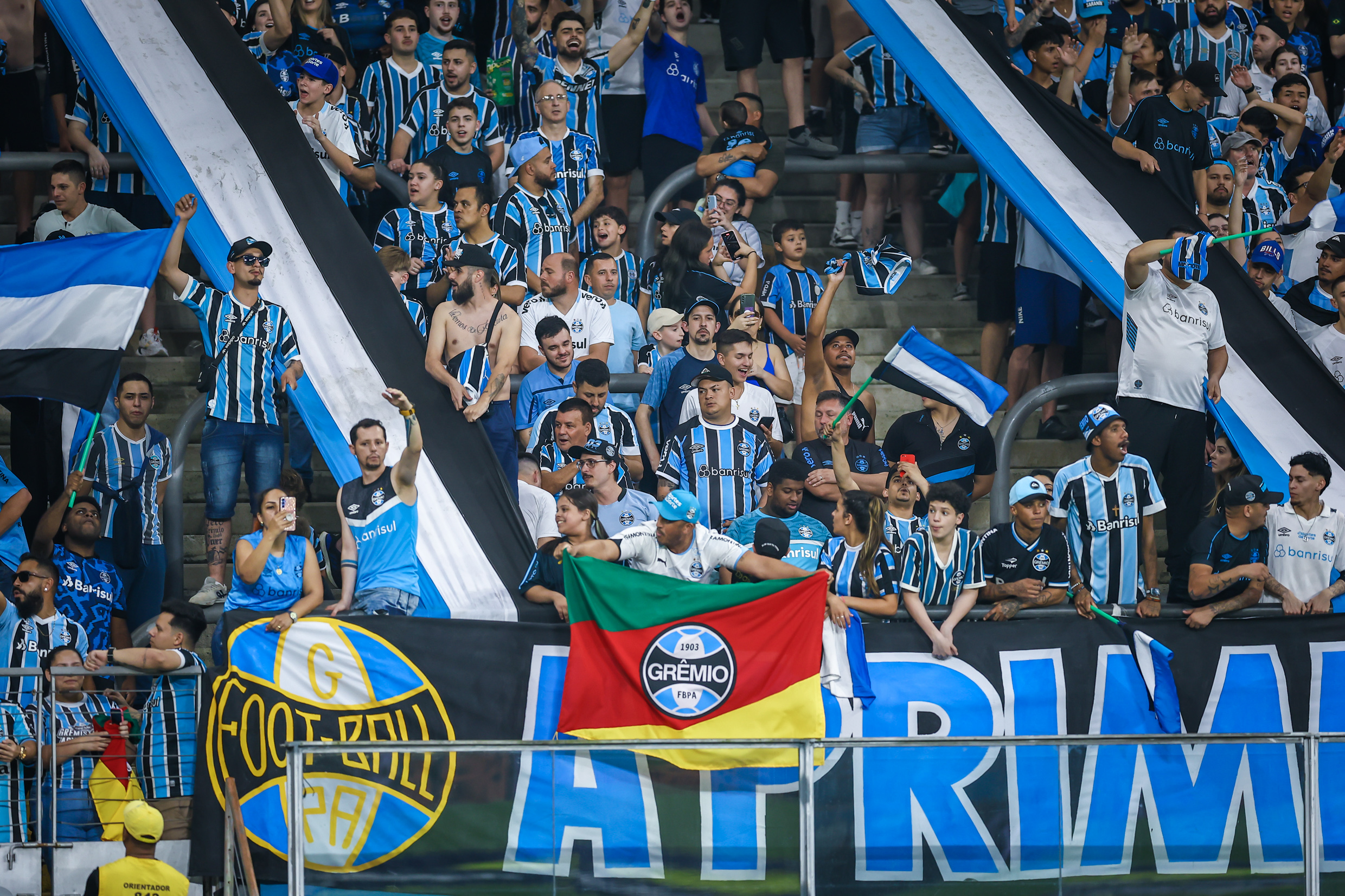 Grêmio segue ganhando terreno no Brasileirão