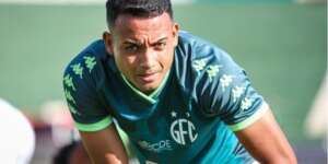 Atacante Airton vira dúvida do Guarani para jogo em Belém