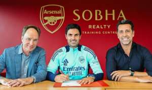 Inglês: Especulado no Manchester City, Arteta renova com o Arsenal