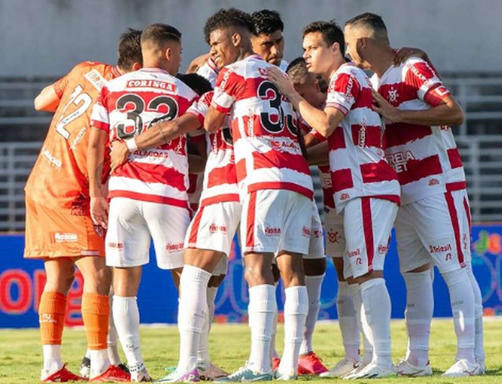 CRB 2 x 1 América-MG - Galo quebra jejum e esquenta briga contra o rebaixamento