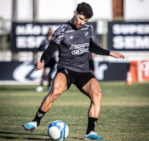 Chapecoense x Ceará - Opostos, Vozão e Chape querem manter embalo na Série B