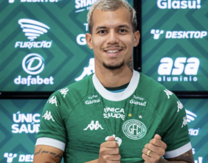 Reforço do Guarani se emociona ao lembrar de lesão e promete lutar pela permanência na Série B