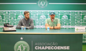 Chapecoense terá mudanças, mas está pronta para sair do Z-4 da Série B