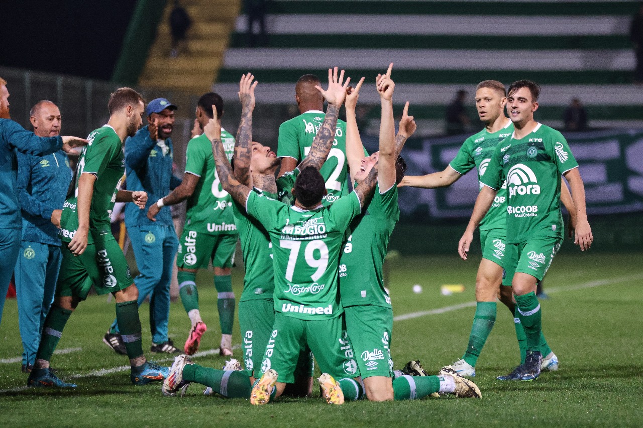 Chapecoense tem desfalques certos e dúvida para buscar 3ª vitória seguida na Série B