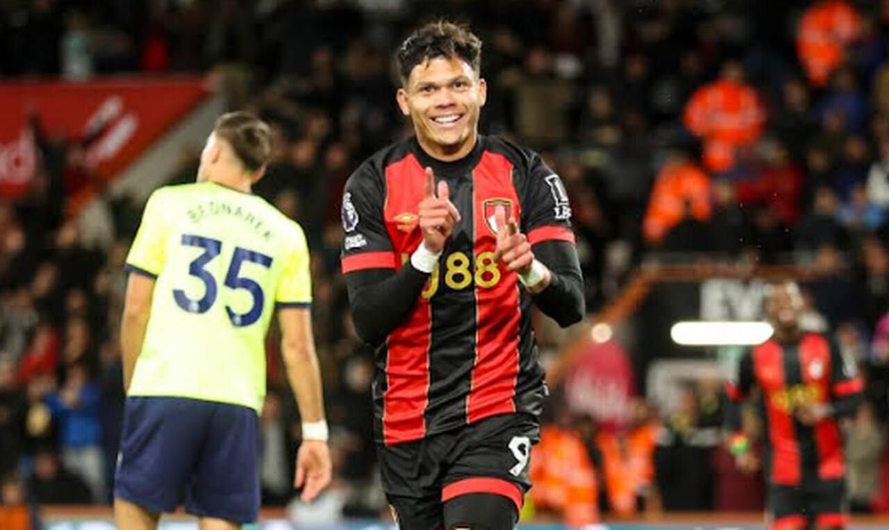 Evanilson marca seu primeiro gol pelo Bournemouth