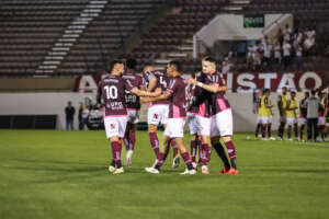 Série C: Ferroviária lança combo de ingressos com promoção para jogos em casa