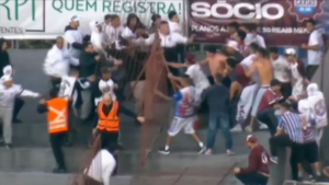 Série C: Figueirense anuncia suspensão de 21 sócios envolvidos em confusão com torcedores do Caxias