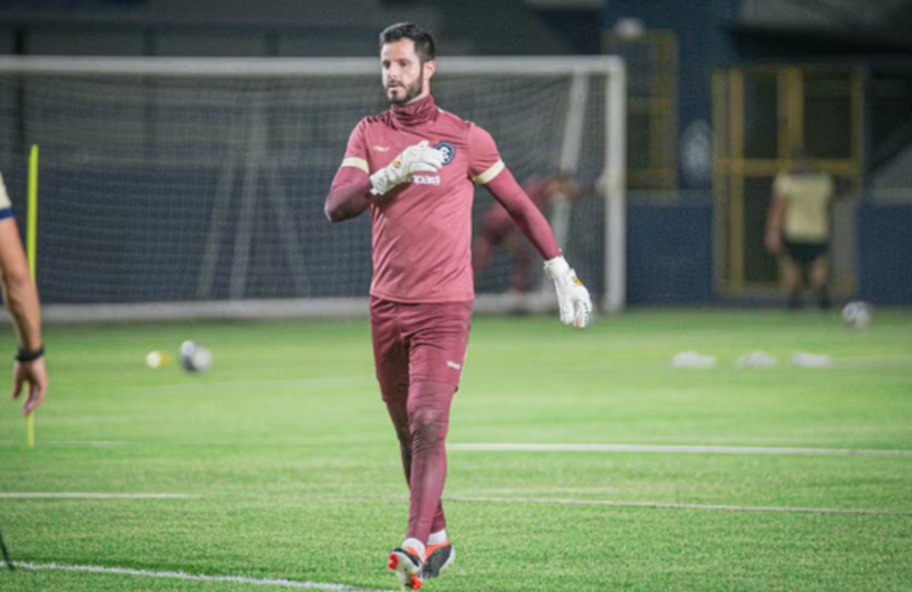 Goleiro do Remo projeta jogo duro contra o Volta Redonda