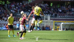 ITALIANO: Torino é surpreendido pela Lazio e perde a chance de recuperar a liderança